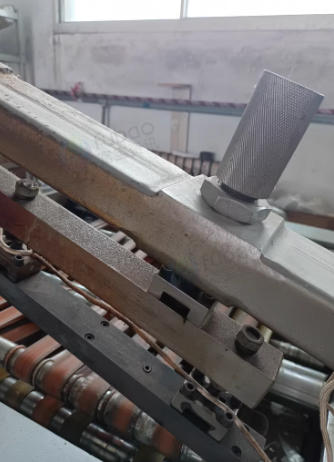 威海地区处理1200型两色塑料薄膜印刷机 800型电脑制袋热切机