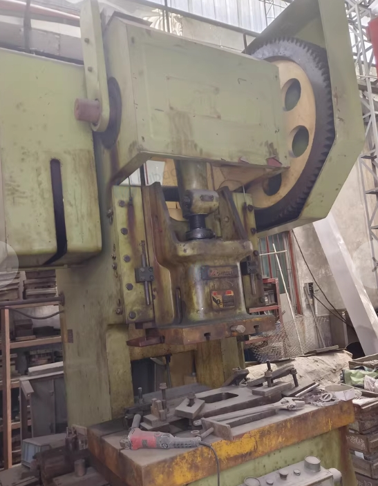 东莞地区工厂处理扬力FZ21-125开式固定台压力机