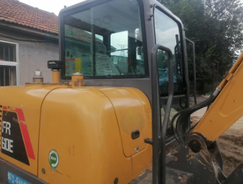 潍坊地区处理雷沃60挖掘机