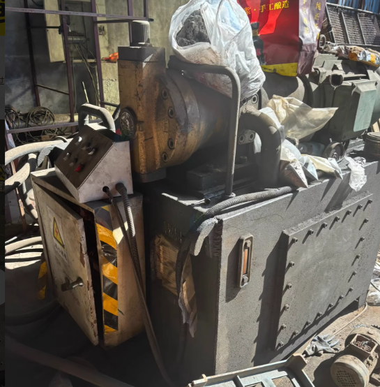 常州地区工厂处理200T龙门剪刀机