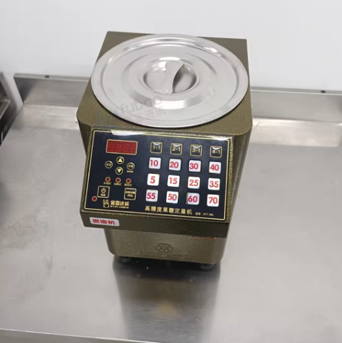 保定地区处理水精灵果糖机2台