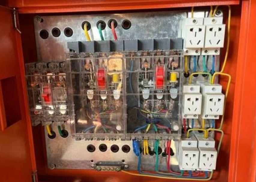 临沂地区处理镀锌管、槽钢、角铁、配电箱