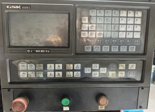 金华地区工厂处理2台6135数控车床