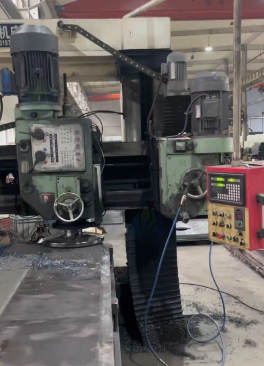 重庆地区处理2515龙门铣