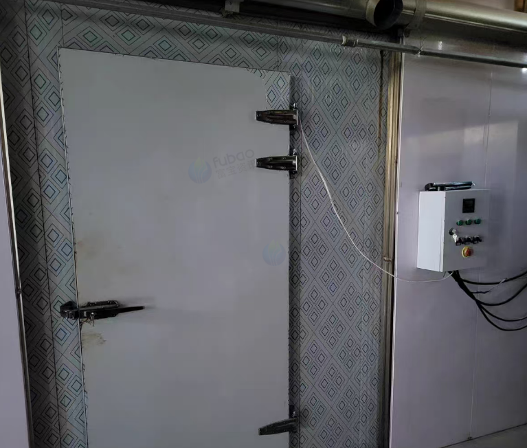 长春地区店铺处理冷库板醒发室、新麦SINMAG打蛋机、自动摆盘机、商用烤盘一批