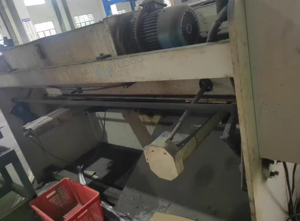 苏州地区工厂处理4*2500剪板机