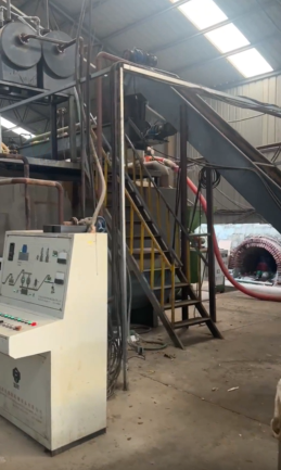 临沂地区个人处理2台5吨导热油炉膛一体负压动物油熬炼锅 冷凝器环保设备 负压真空机组 破碎机 毛油搅拌罐 2台颗粒燃烧机等