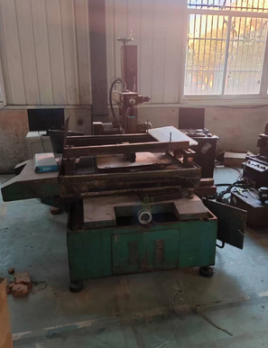 武汉地区公司转型处理铣床、线切割、中走丝等