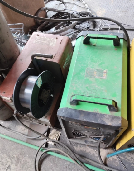 凉山地区处理两台气保焊机