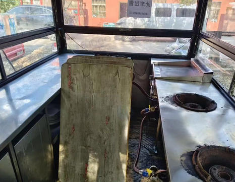 孝感地区处理电动餐车、餐桌、椅子等