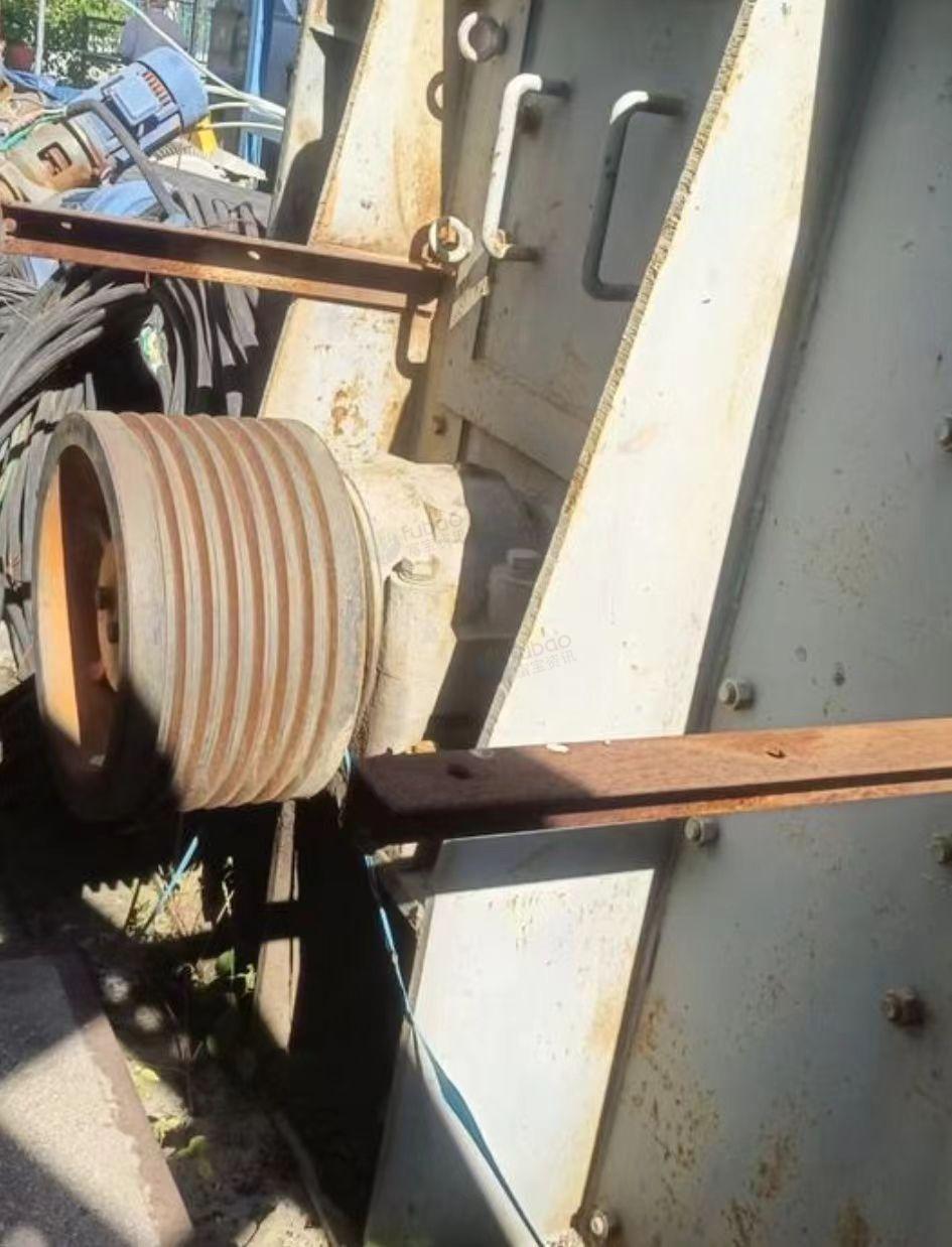 安庆地区处理三台无筛底细碎机