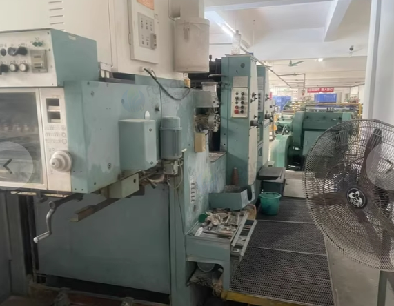 佛山地区处理西德罗兰对开彩印机连晒版机