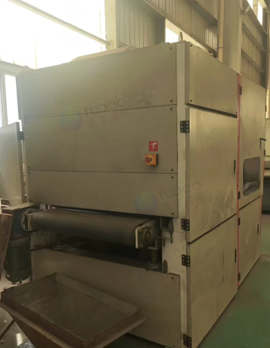 扬州地区工厂处理630车床1台、80辊子整平机1台、毛刺机1台