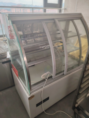 青岛地区处理燃气烤箱 发酵箱 单速搅面机 冷冻冷藏操作台等烘焙设备