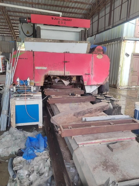 广州地区处理红木加工工业设备一批