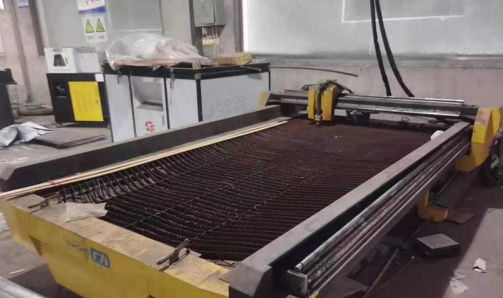 长治地区工厂处理等离子机器、丝网印刷机、围边机器、大型雕刻机