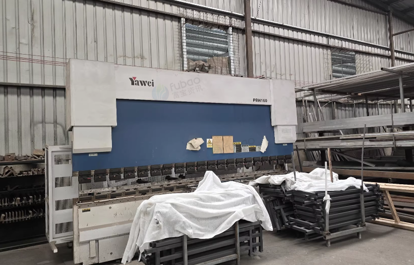 南京地区工厂处理剪板机1台、刨槽机1台，折弯机1台