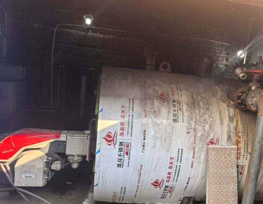 吉林地区处理二十平方板式换热器、燃气常压热水锅炉、1.5吨燃气热水锅炉