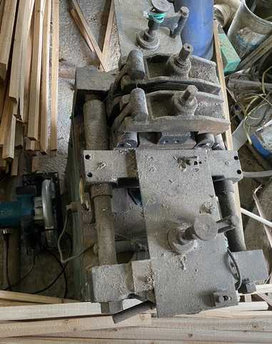 河池地区工厂处理带锯、磨锯机、收风机、锯片焊接机等全套