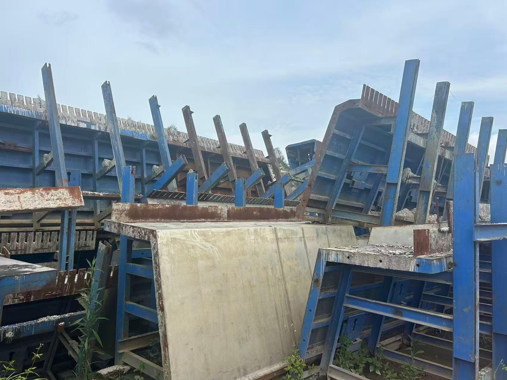 11月25日钦州葛洲坝集团第一工程公司报废钢模板一批（包2）转让公告