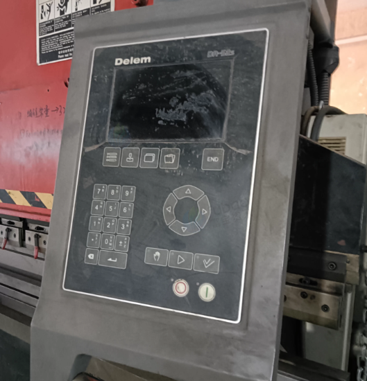 泰州地区工厂处理6m数控折弯机