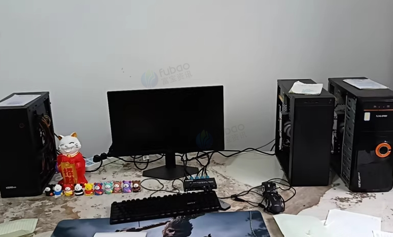 广安地区处理4台台式机、显示器、键盘鼠标、四分分频器