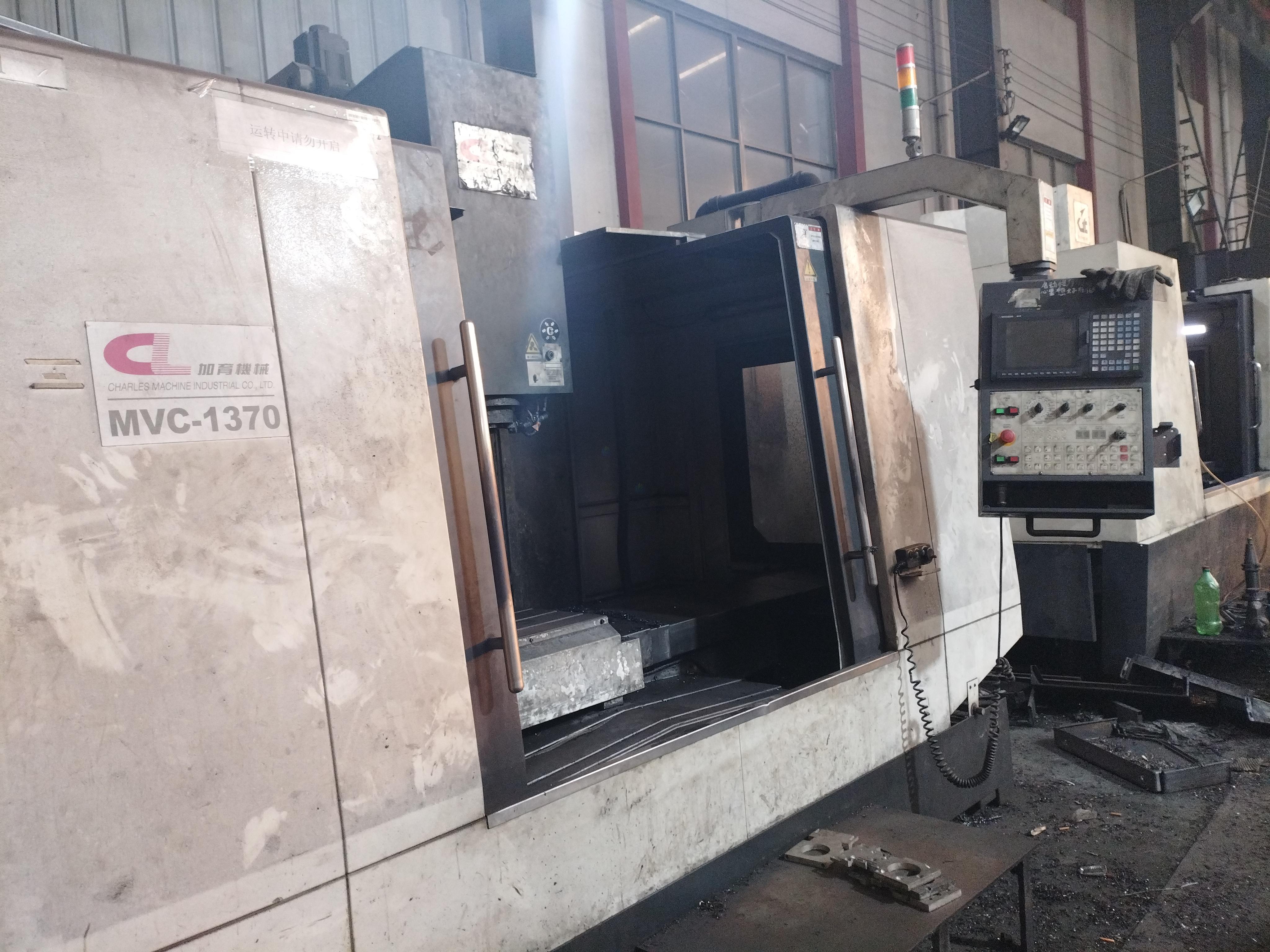 供应：加工中心3台