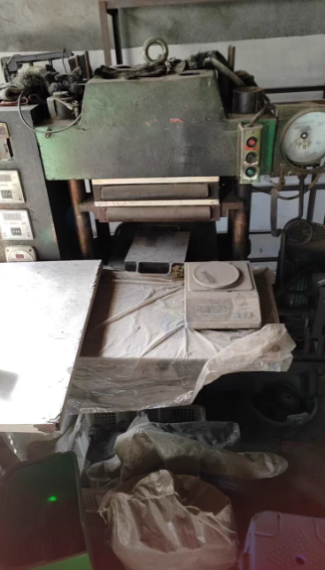 绍兴地区处理硫化压机25吨