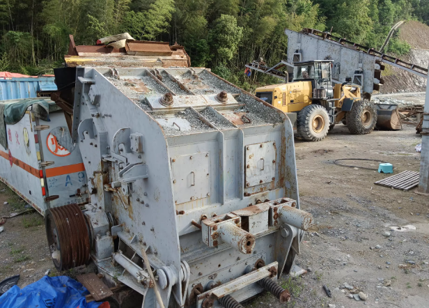 杭州地区工厂处理矿山设备一批