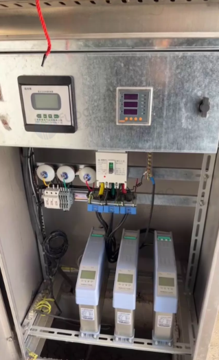 泰州地区工厂处理配电柜2个