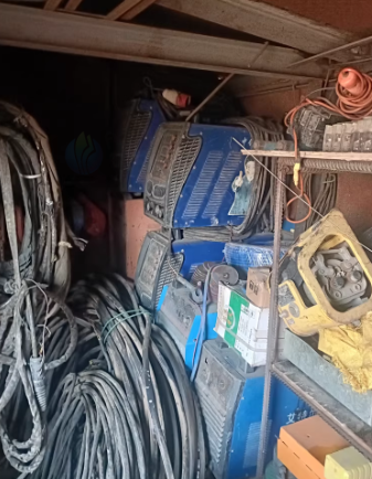 泰安地区处理40多台电焊机 倒链 焊条烘干机等