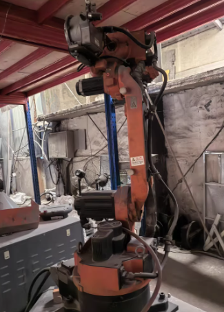 枣庄地区公司转型处理焊接机器人