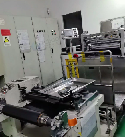 珠海地区处理光环15米涂布机、茜恩转庳甸赓打盘二封机、真空烤箱、高温压力化成柜、半自动卷绕机、冲壳机等