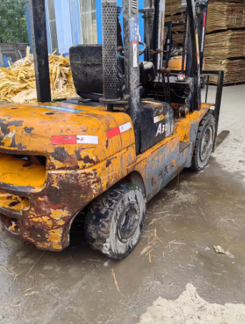 临沂地区处理14年杭叉A30