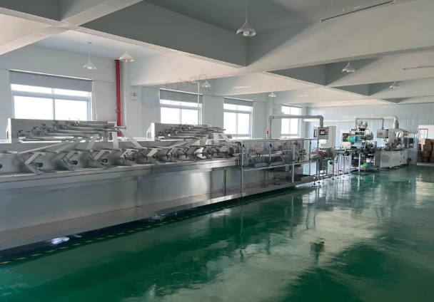 徐州地区工厂处理大昌2021年全自动准新机器湿巾配贴盖机包装机