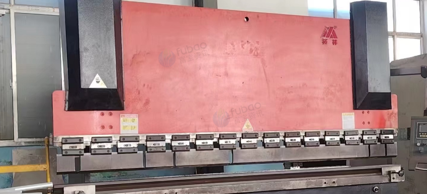 烟台地区处理3米折弯机、H型钢翼缘矫正机、全自动洗车机、彩钢夹芯板生产线