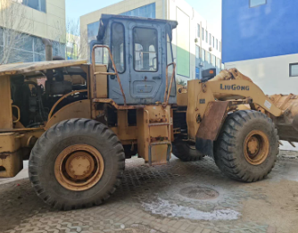 济南地区个人处理柳工50铲车 临工30装载机