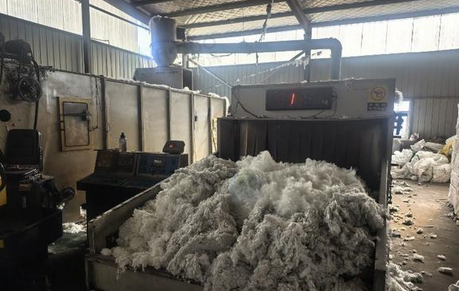 烟台地区处理2台梳理机 铺网机 烘箱 棉被机 切割机