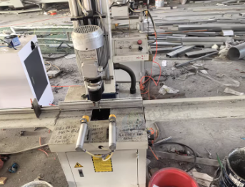 枣庄地区工厂处理中端铣 仿型铣 角码锯 中挺钻 450精密锯 550数显精密锯 门窗组角机 断桥铝斜边压线锯