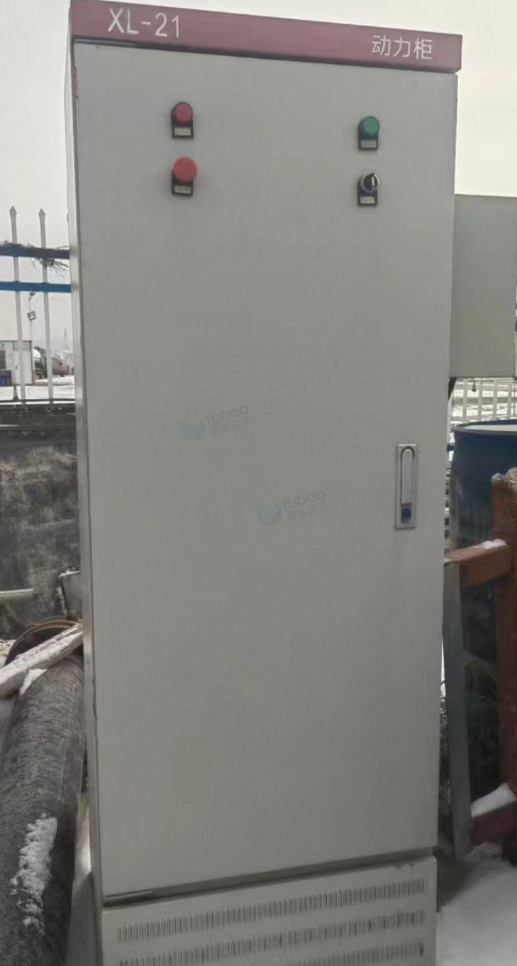 兰州地区工地处理多级泵、三相异步电动机一套，带动力柜