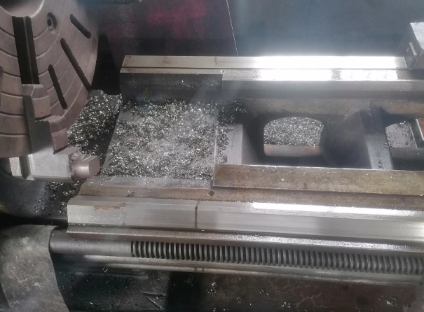 泰州地区工厂处理大连6280*3米车床