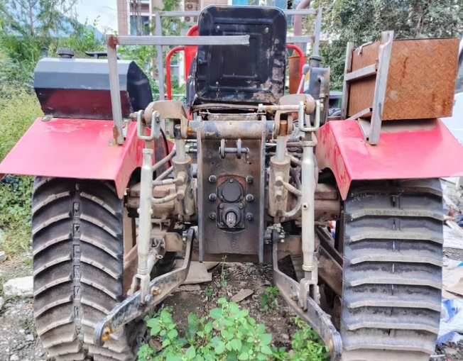 阿坝地区处理履带拖拉机