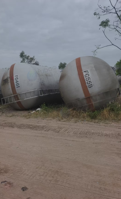 供应：一批70立方轻油火车罐