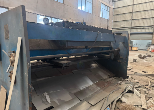 常州地区工厂处理4m剪板机