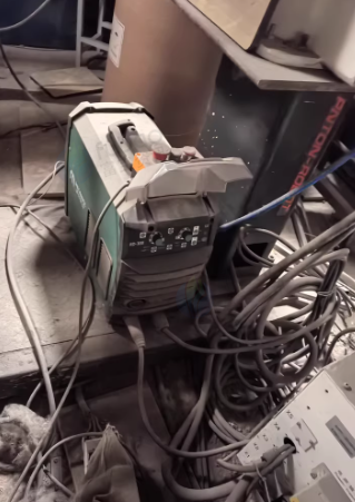 枣庄地区公司转型处理焊接机器人