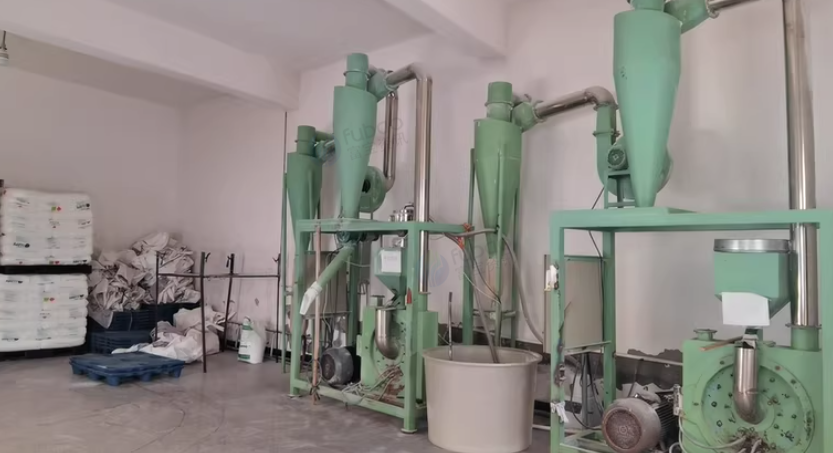 宁波地区处理37kw塑料磨粉机、冷却水塔