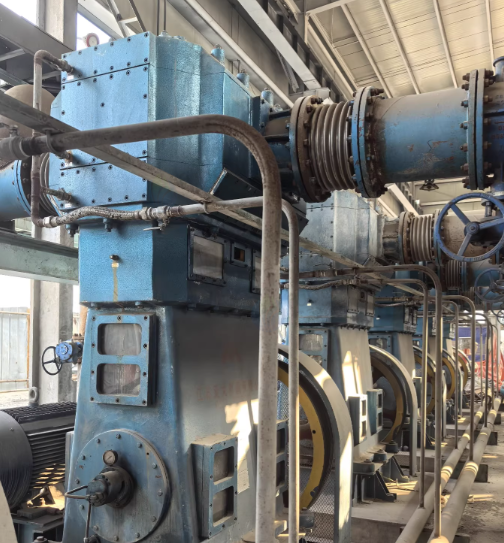 杭州地区处理江苏亚太WLW-1200B往复立式无油真空泵16台