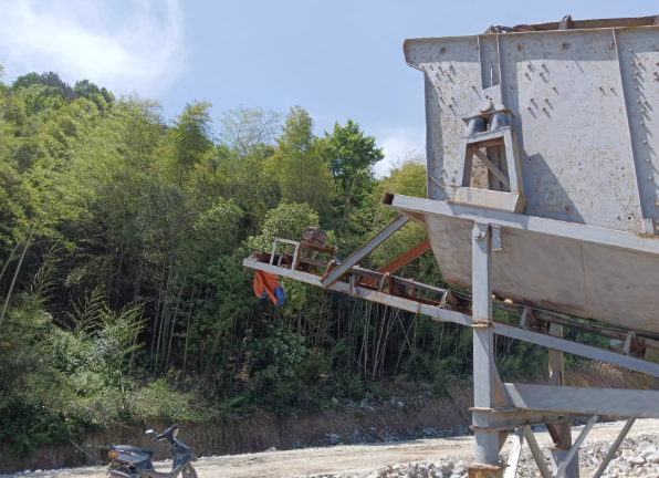 杭州地区工厂处理矿山设备一批