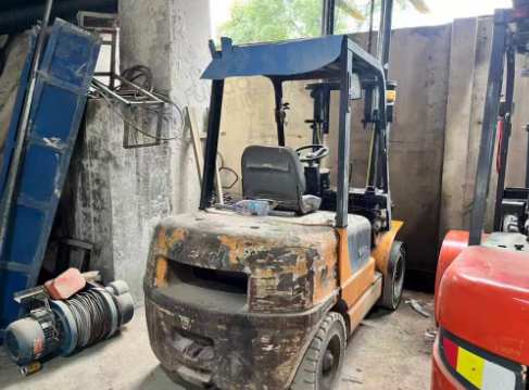 福州地区处理杭叉30叉车一台