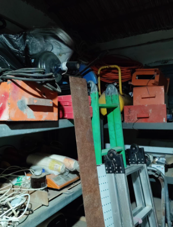 青岛地区处理切铝锯 台转 气泵 切割机 电箱零散工具等